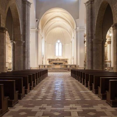 Gli interni della Basilica dopo il restauro