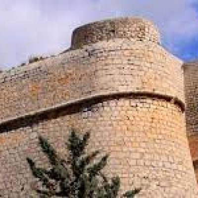 Le mura di Eivissa